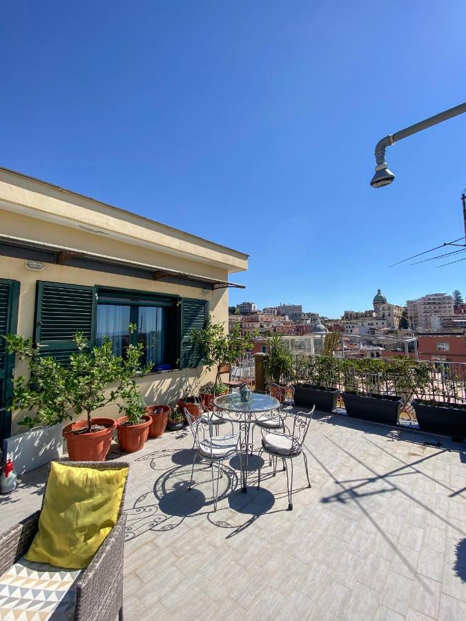 La Casa Di Nettuno Lejlighed Napoli Eksteriør billede