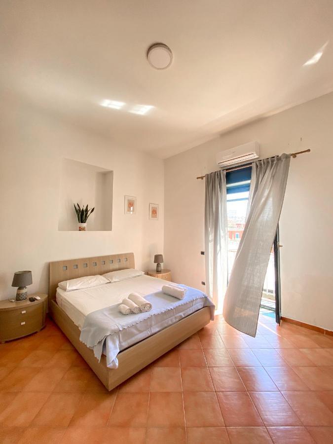 La Casa Di Nettuno Lejlighed Napoli Eksteriør billede