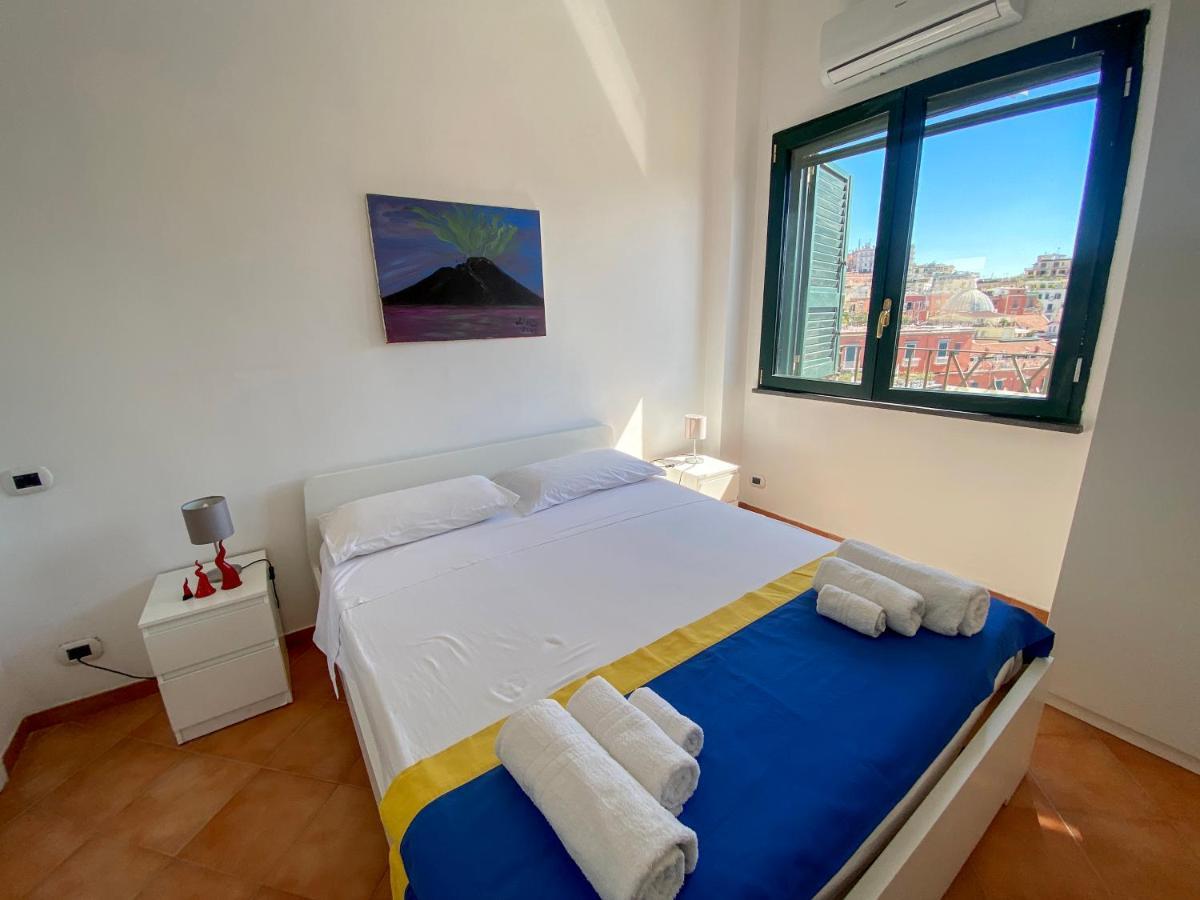 La Casa Di Nettuno Lejlighed Napoli Eksteriør billede