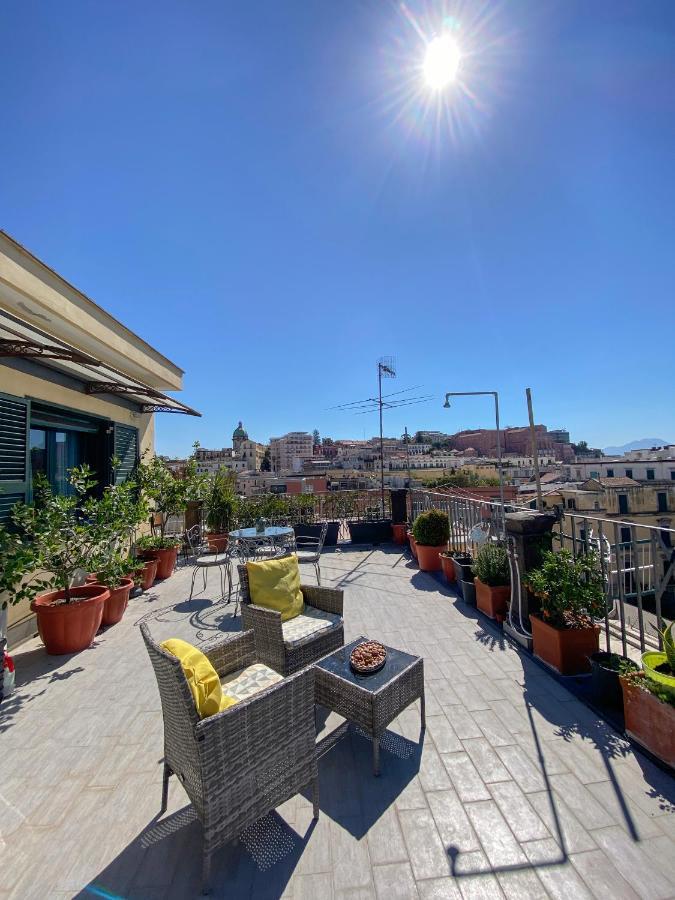 La Casa Di Nettuno Lejlighed Napoli Eksteriør billede